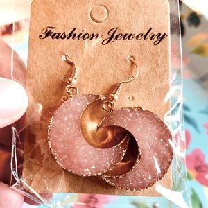NWT Drusy Rose Quartz earrings